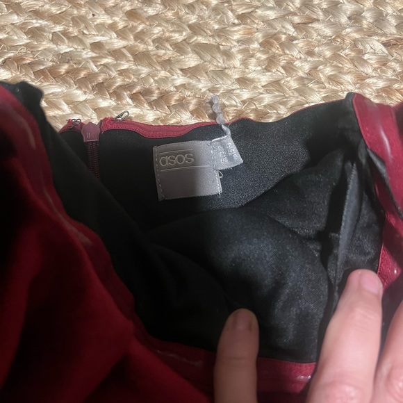 ASOS size 8 beautiful deep red velvet jumpsuit - Picture 5 of 8